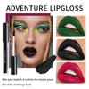 Gloss hydratant à haute teneur en pigments pour le maquillage des fêtes avec une texture légèrement humide et lisse