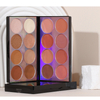 Palette de fards à paupières multifonctions appliquant également du fard à joues et mettant en évidence pour un maquillage professionnel