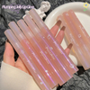 Gloss à lèvres hydratant cosmétique pour maquillage de beauté avec effet hydratant à texture douce